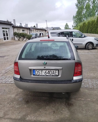 Skoda Octavia cena 8600 przebieg: 246810, rok produkcji 2006 z Strzelin małe 106